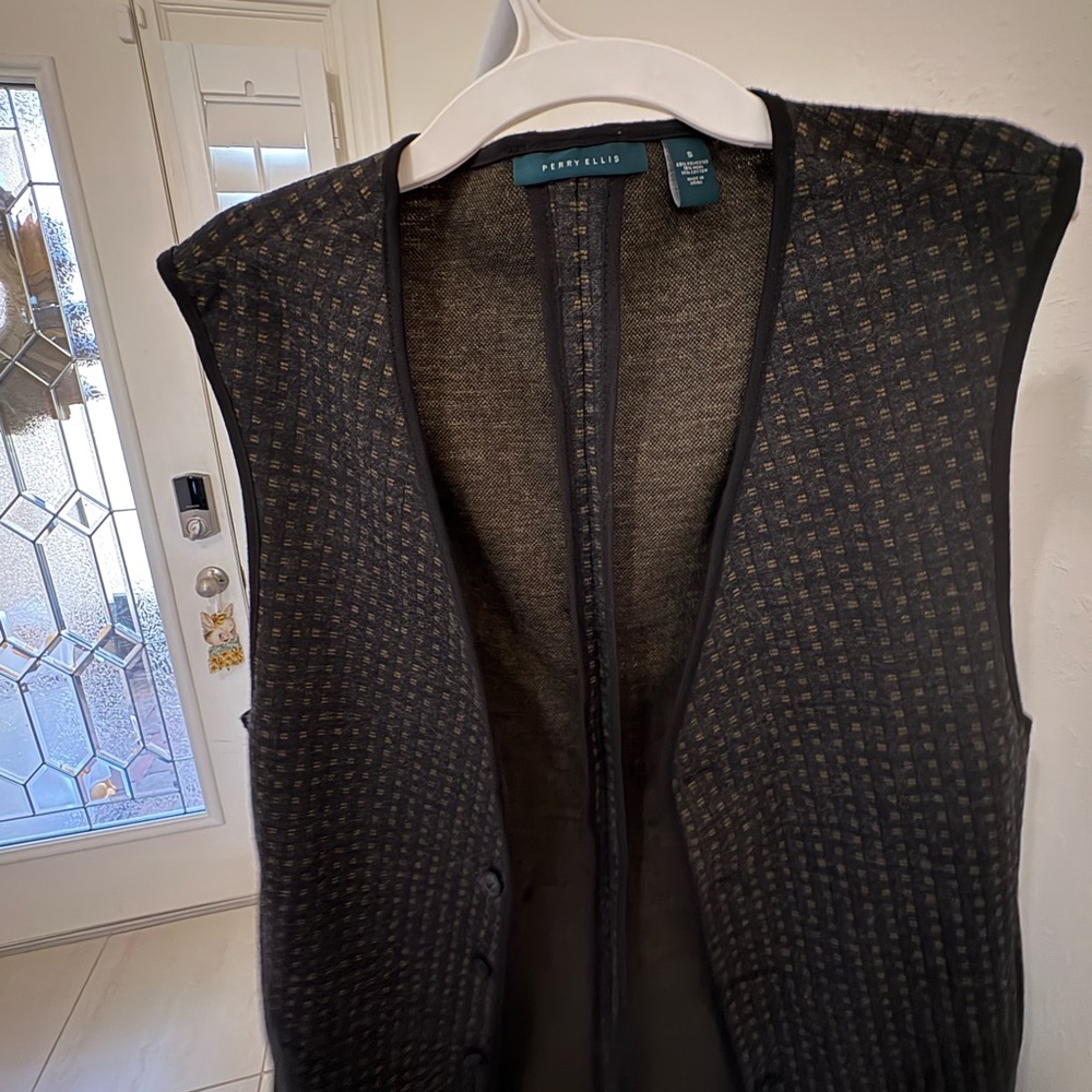 Perry Ellis Gray and Tan Textured Vest
